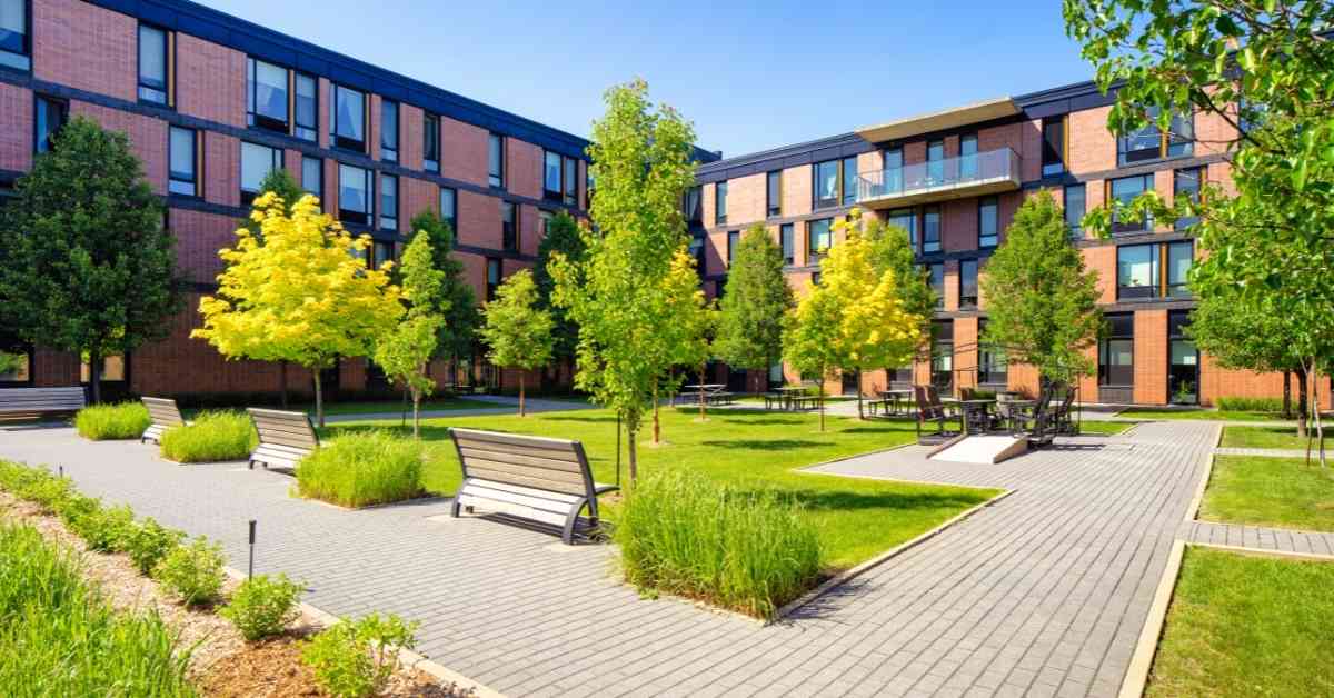 what is a garden style apartment